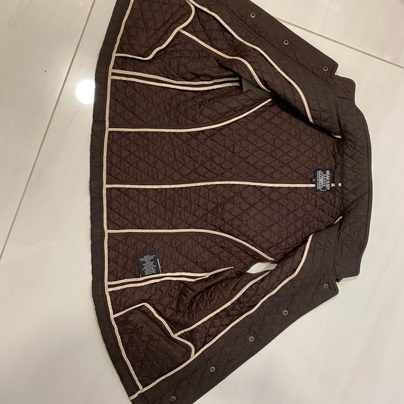 Brown Vest - Picture 6 of 7